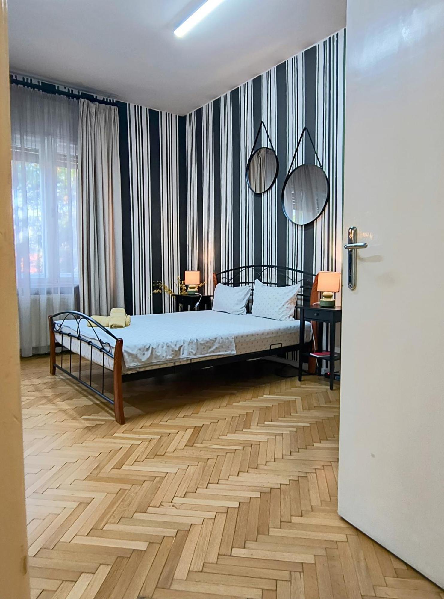 Belle Vue Ultracentral Apartments Timisoara Esterno foto